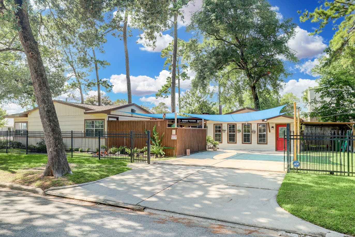 Prime Office Opportunity in the Heart of Spring Branch